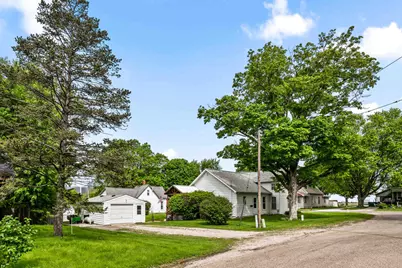 122 E Main Street, Stanford, IL 61774 - Photo 25