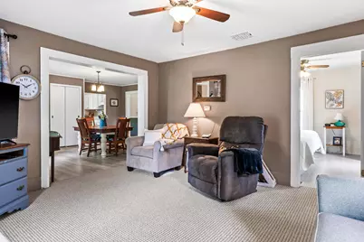 122 E Main Street, Stanford, IL 61774 - Photo 5