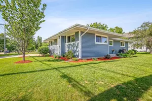 7922 Elm Ave, Machesney Park, IL 61115 - Photo 3