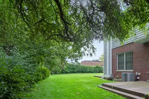 1812 Monroe Ct, Glenview, IL 60025 - Photo 27