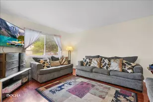 346 Thistle Dr, Bolingbrook, IL 60490 - Photo 3