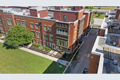 338 E 25th Place, Chicago, IL 60616 - Photo 3