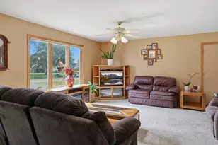 423 Wayne, Rochelle, IL 61068 - Photo 7