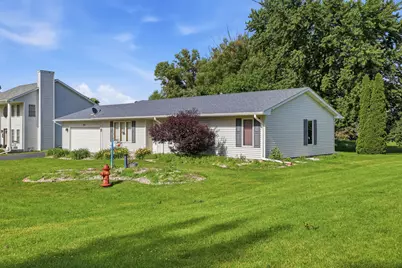 423 Wayne, Rochelle, IL 61068 - Photo 21