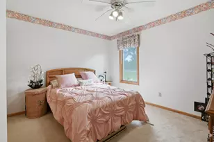 423 Wayne, Rochelle, IL 61068 - Photo 11