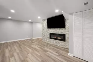 4010 192nd St, Country Club Hills, IL 60478 - Photo 5
