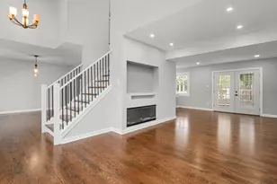 4010 192nd St, Country Club Hills, IL 60478 - Photo 3