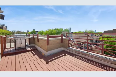 1350 W Byron Street #7, Chicago, IL 60613 - Photo 17