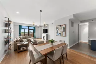 3140 N Sheffield Ave, Chicago, IL 60657 - Photo 3