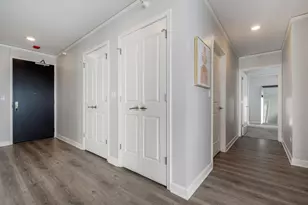 225 N Columbus Dr, Chicago, IL 60601 - Photo 13