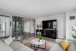 225 N Columbus Dr, Chicago, IL 60601 - Photo 7