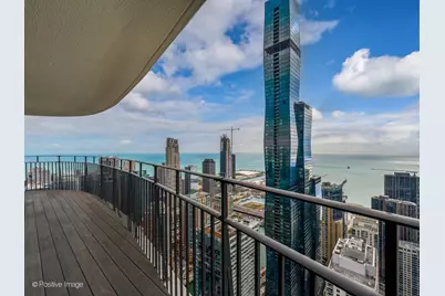 225 N Columbus Drive #6705, Chicago, IL 60601 - Photo 9
