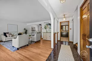 18W088 Claremont Dr, Darien, IL 60561 - Photo 5