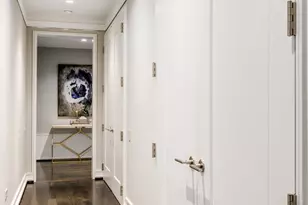 77 E Walton St, Chicago, IL 60611 - Photo 27