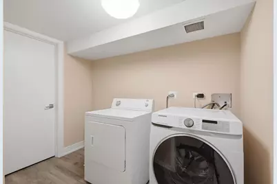 802 E Hackberry Drive, Arlington Heights, IL 60004 - Photo 19