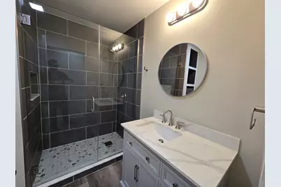 5522 Pershing Avenue, Downers Grove, IL 60515 - Photo 15