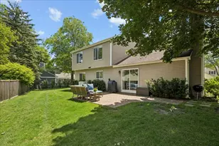 35 Knightsbridge Dr, Mundelein, IL 60060 - Photo 19