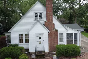120 E Washington Ave, Watseka, IL 60970 - Photo 5