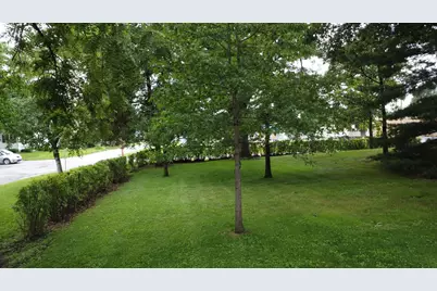 120 E Washington Avenue, Watseka, IL 60970 - Photo 9