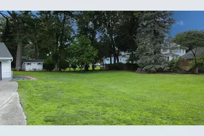 120 E Washington Avenue, Watseka, IL 60970 - Photo 7