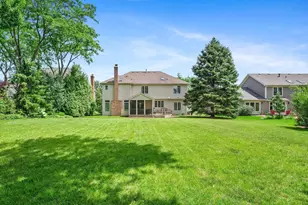 148 Hawkins Cir, Wheaton, IL 60189 - Photo 41