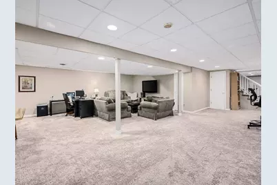 148 Hawkins Circle, Wheaton, IL 60189 - Photo 35
