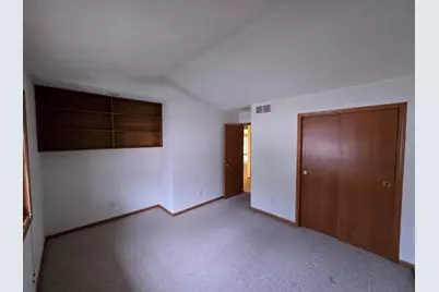 [Address not provided], Loves Park, IL 61111 - Photo 9