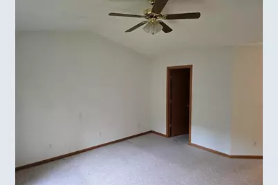 [Address not provided], Loves Park, IL 61111 - Photo 13