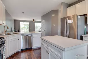 582 Cannon Ball Dr, Grayslake, IL 60030 - Photo 17