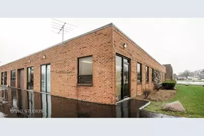 2385 Hammond Drive #2, Schaumburg, IL 60173 - Photo 1