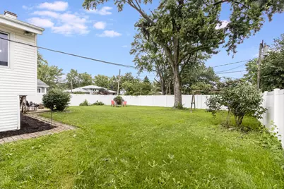 612 Westnedge Road, Joliet, IL 60435 - Photo 21