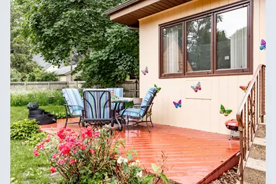 725 Augusta Avenue, Elgin, IL 60120 - Photo 37