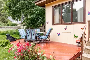725 Augusta Ave, Elgin, IL 60120 - Photo 37