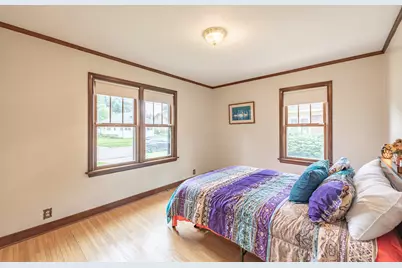 725 Augusta Avenue, Elgin, IL 60120 - Photo 17