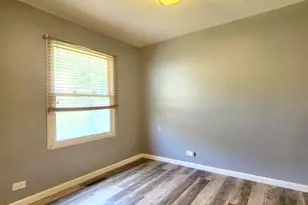 512 Cherry Cir, Glenview, IL 60025 - Photo 7