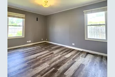 512 Cherry Circle, Glenview, IL 60025 - Photo 5