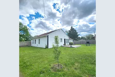 512 Cherry Circle, Glenview, IL 60025 - Photo 11