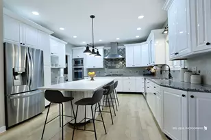 23475 W Newhaven Dr, Hawthorn Woods, IL 60047 - Photo 17