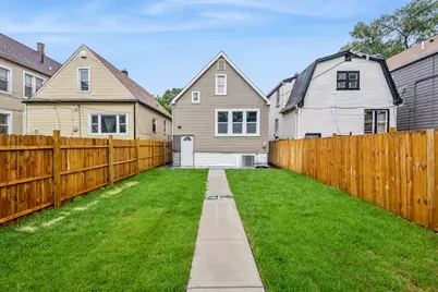 311 E 120th Place, Chicago, IL 60628 - Photo 23
