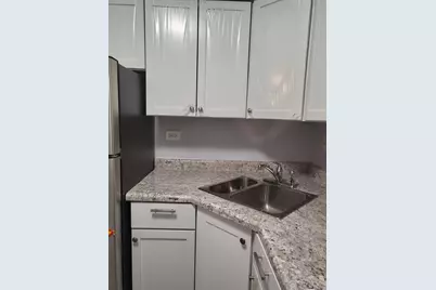 1227 S Harlem Avenue #215, Berwyn, IL 60402 - Photo 5