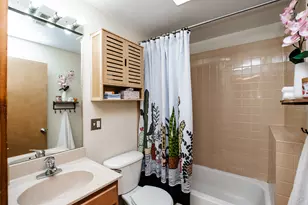 1223 W Greenleaf Ave, Chicago, IL 60626 - Photo 21