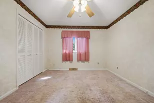 2087 Blackhawk Ln, Dixon, IL 61021 - Photo 19