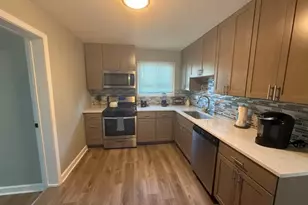 362 Marion Ct, Wheeling, IL 60090 - Photo 9