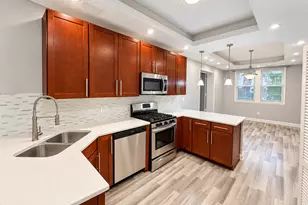 7078 N Wolcott Ave, Chicago, IL 60626 - Photo 7