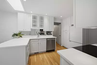 5530 Greenwood Street, Morton Grove, IL 60053 - Photo 13