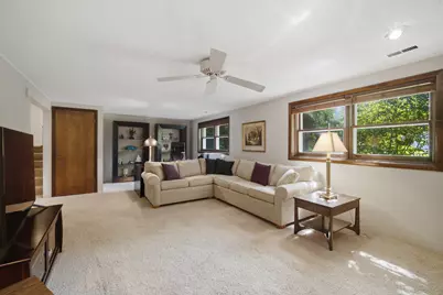 5530 Greenwood Street, Morton Grove, IL 60053 - Photo 25