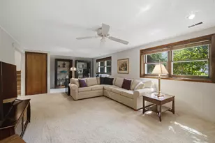 5530 Greenwood St, Morton Grove, IL 60053 - Photo 25