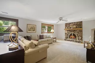 5530 Greenwood St, Morton Grove, IL 60053 - Photo 23