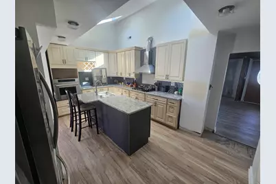 2135 Elm Avenue, Hanover Park, IL 60133 - Photo 5