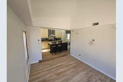 2135 Elm Avenue, Hanover Park, IL 60133 - Photo 11